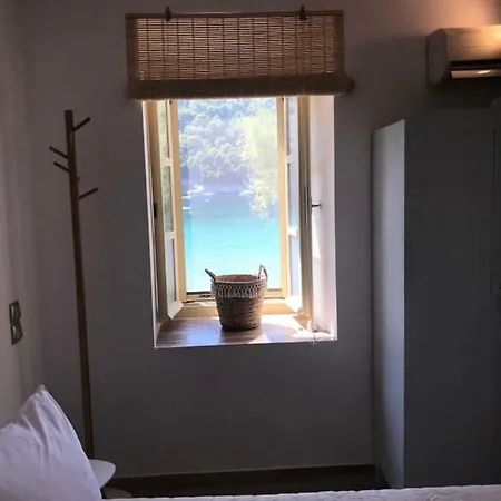 Assos Sea Front Apartment